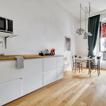 شقة Hostmate - - Via Col Di Lana - Navigli